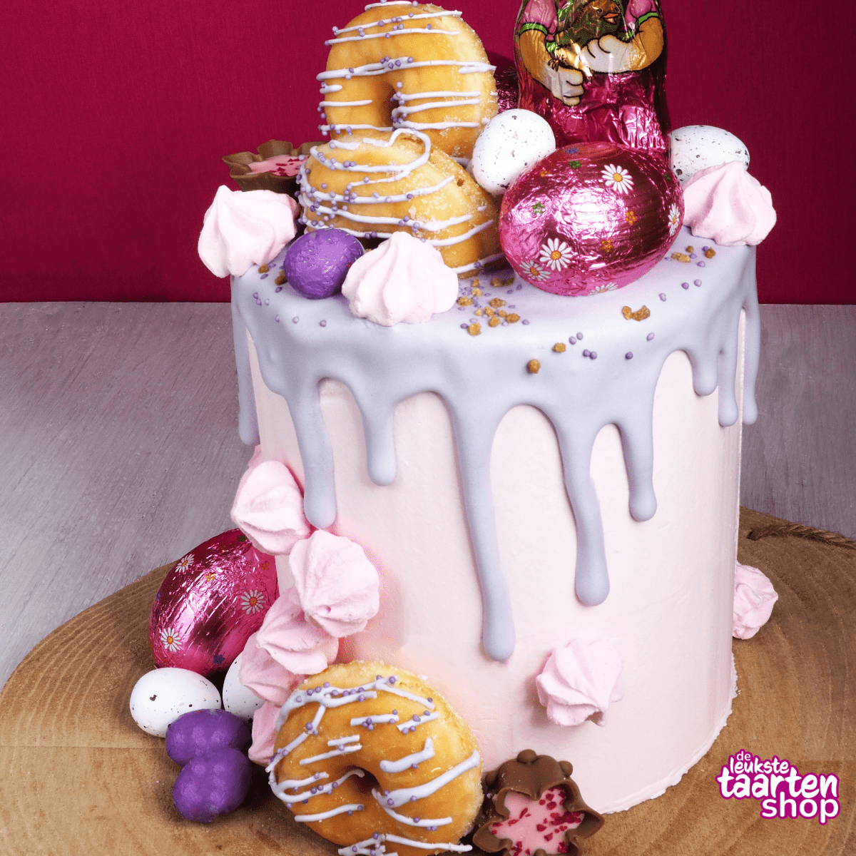 Pastelkleurige Paasdriptaart