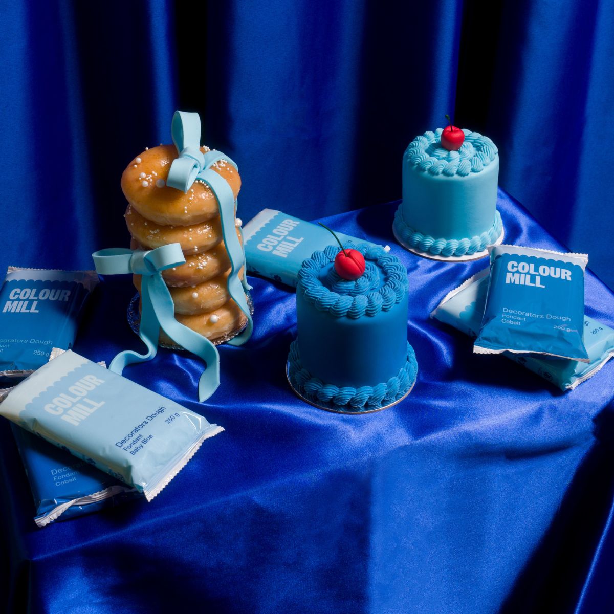 Colour Mill Pâte à Sucre Decorators Dough Bleu Cobalt 250g