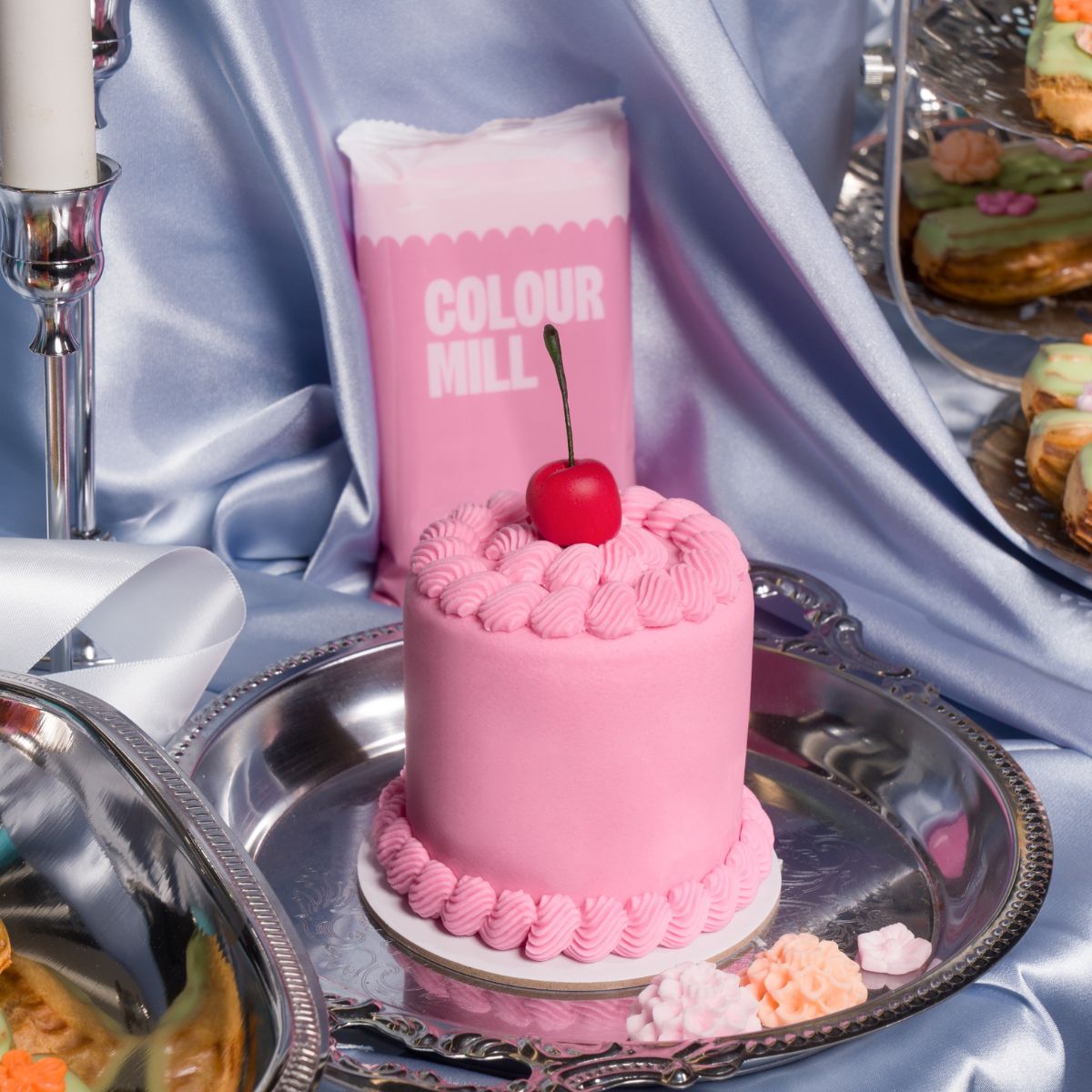 Colour Mill Pâte à Sucre Decorators Dough Rose Bébé 250g