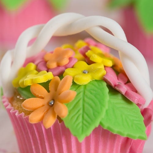 Bloemenmandjes cupcakes