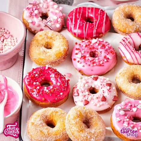 Donuts met Roze Dip 'n Drip