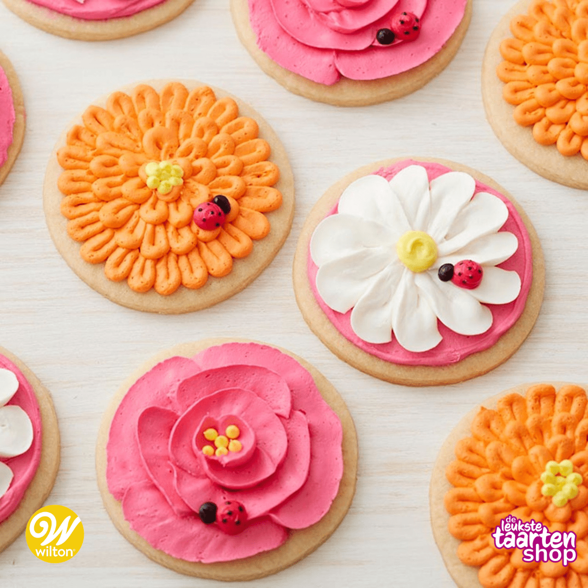 Bloemenkoekjes met Botercrème