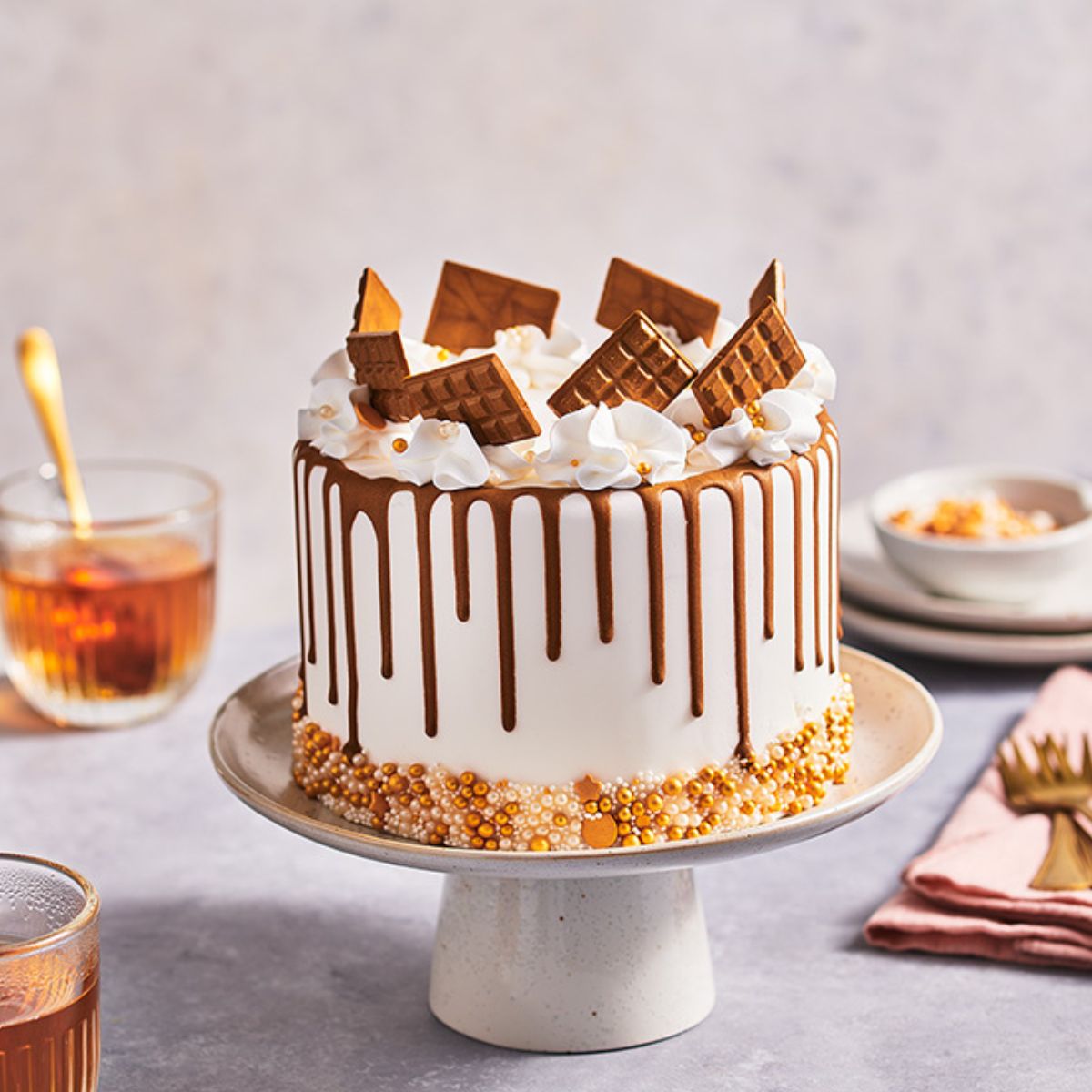 Glaçage à Gâteau FunCakes Or Foncé 180 g