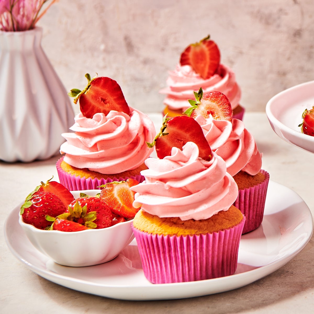 FunCakes Préparation pour Enchanted Cream® Fraise 450g