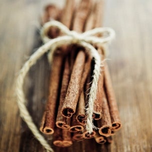 FunCakes Pâte Aromatisante Cannelle 100 g