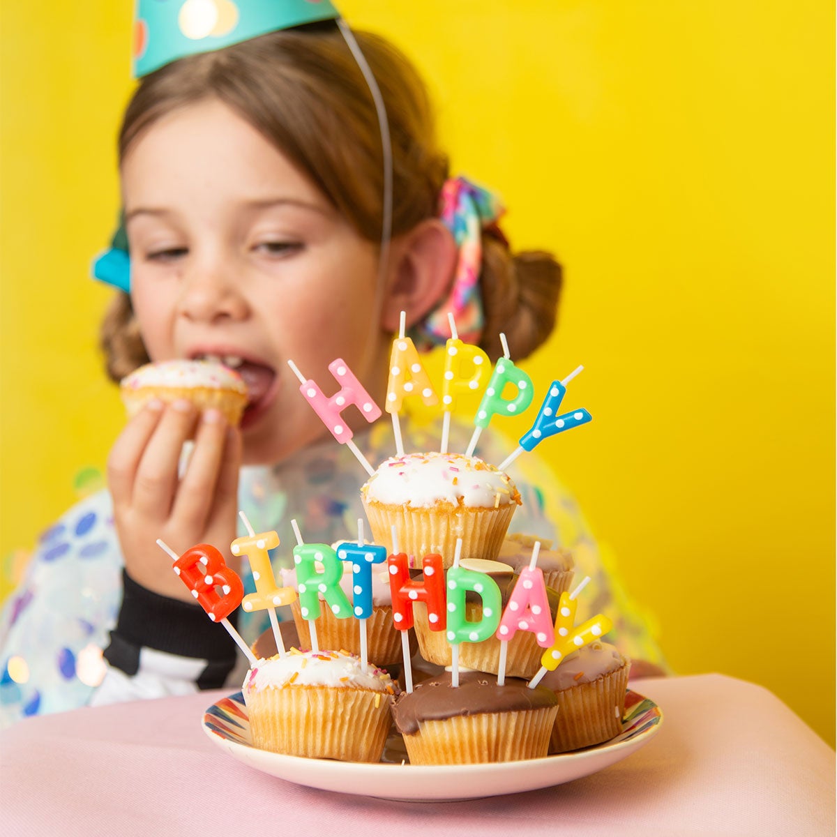 PartyDeco Bougies d'anniversaire Happy Birthday pk/13