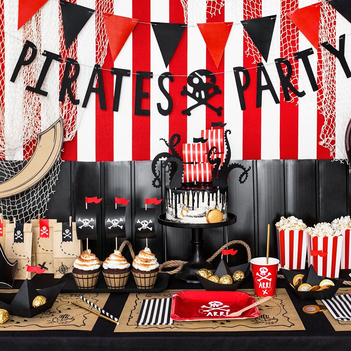 PartyDeco Emballage pour Cupcake avec Topper Pirates Party