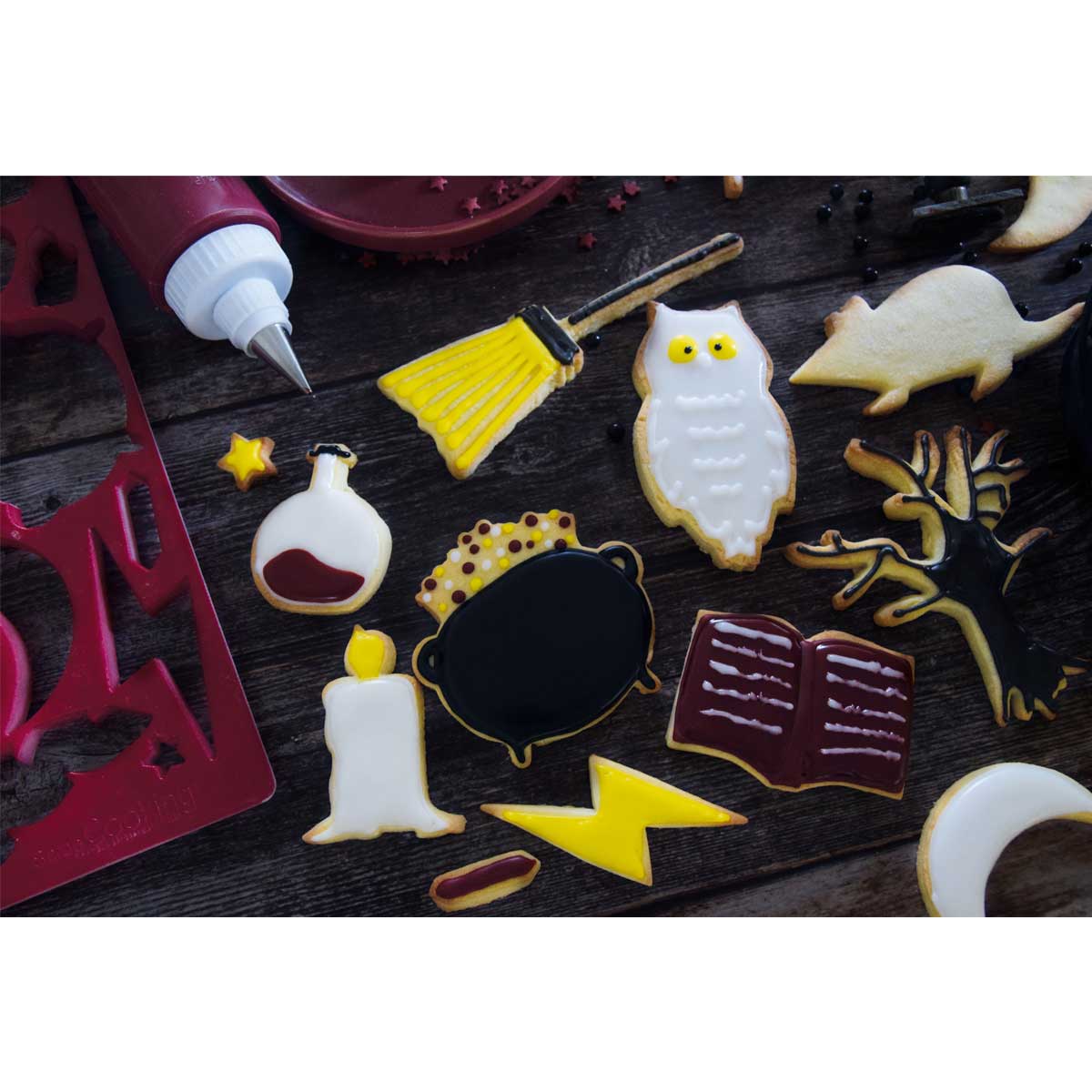 ScrapCooking Plaque Découpoirs Multiples Magicien