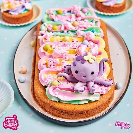 Kawaii Regenboog Taart